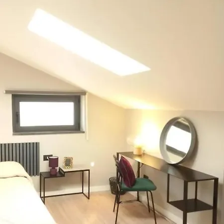 Live Attic Bed and breakfast